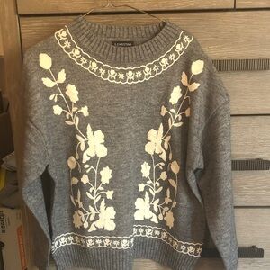 Christina Gray Sweater with Cream Floral Design 100 cashmere brand new